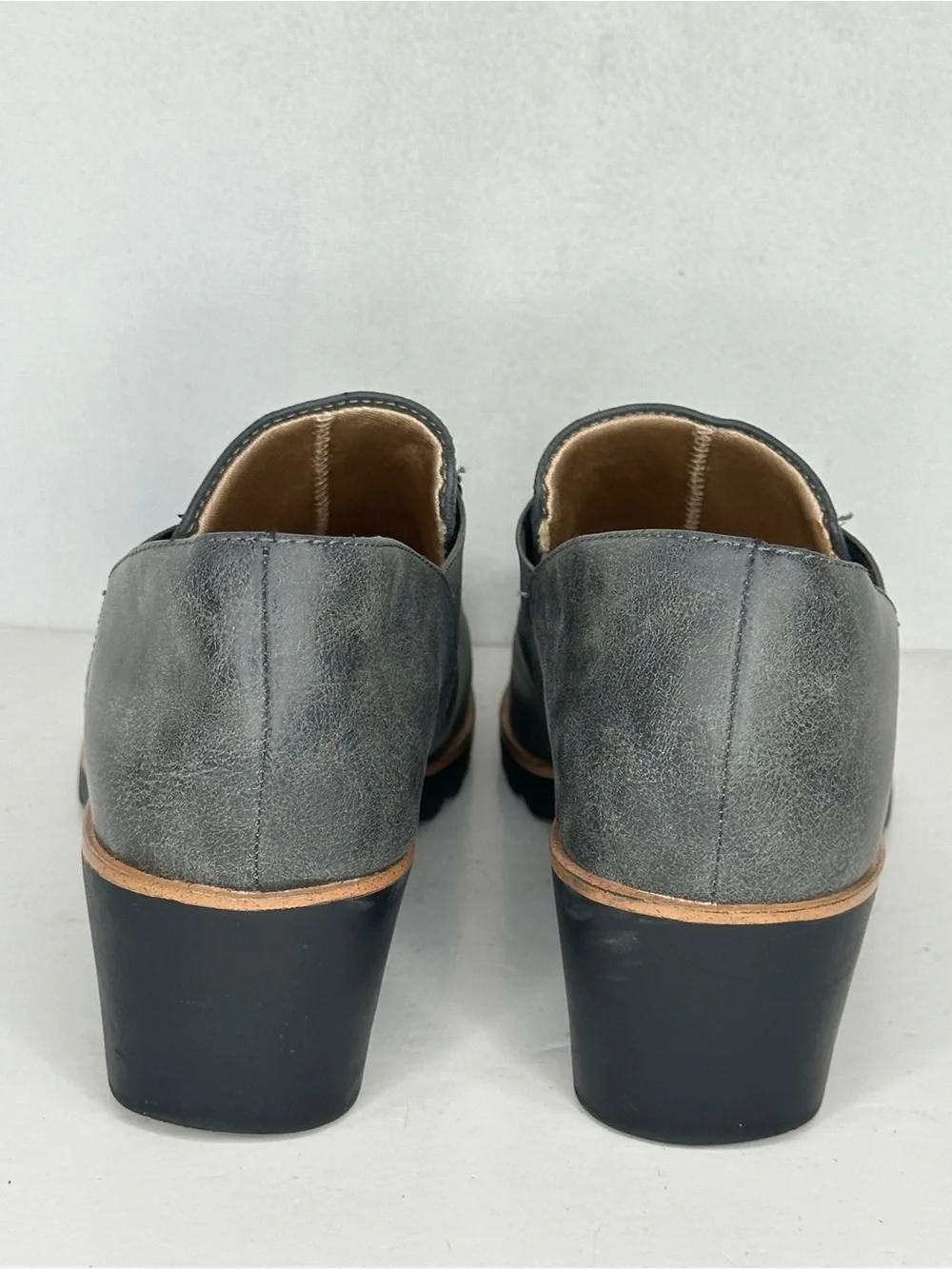 Life‎ Stride Zora Grey Slip-On Wedge Loafers Elastic Goring Comfort Sz 8.5